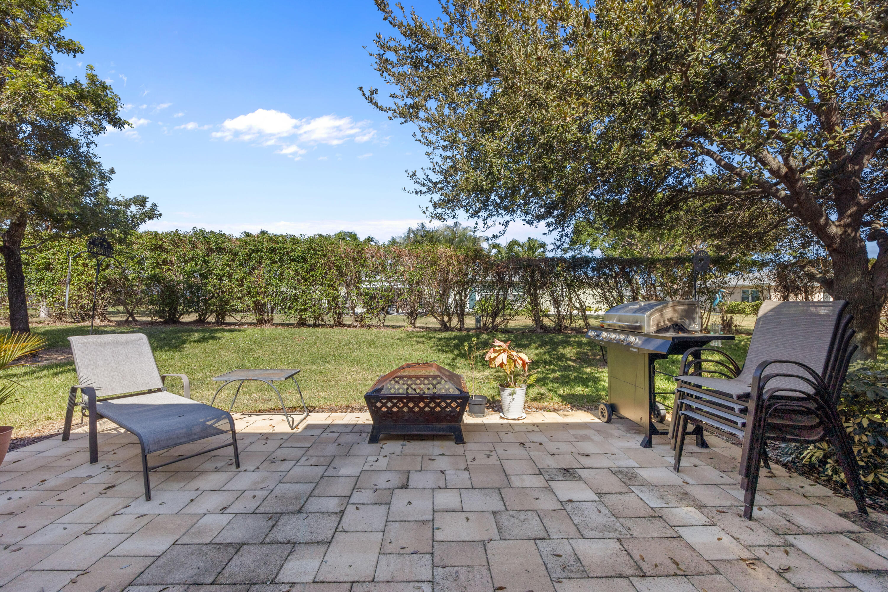 7 Ridge Pointe Drive, Unit C Boynton Beach, FL 33435 - Photo 13 of 28 Patio