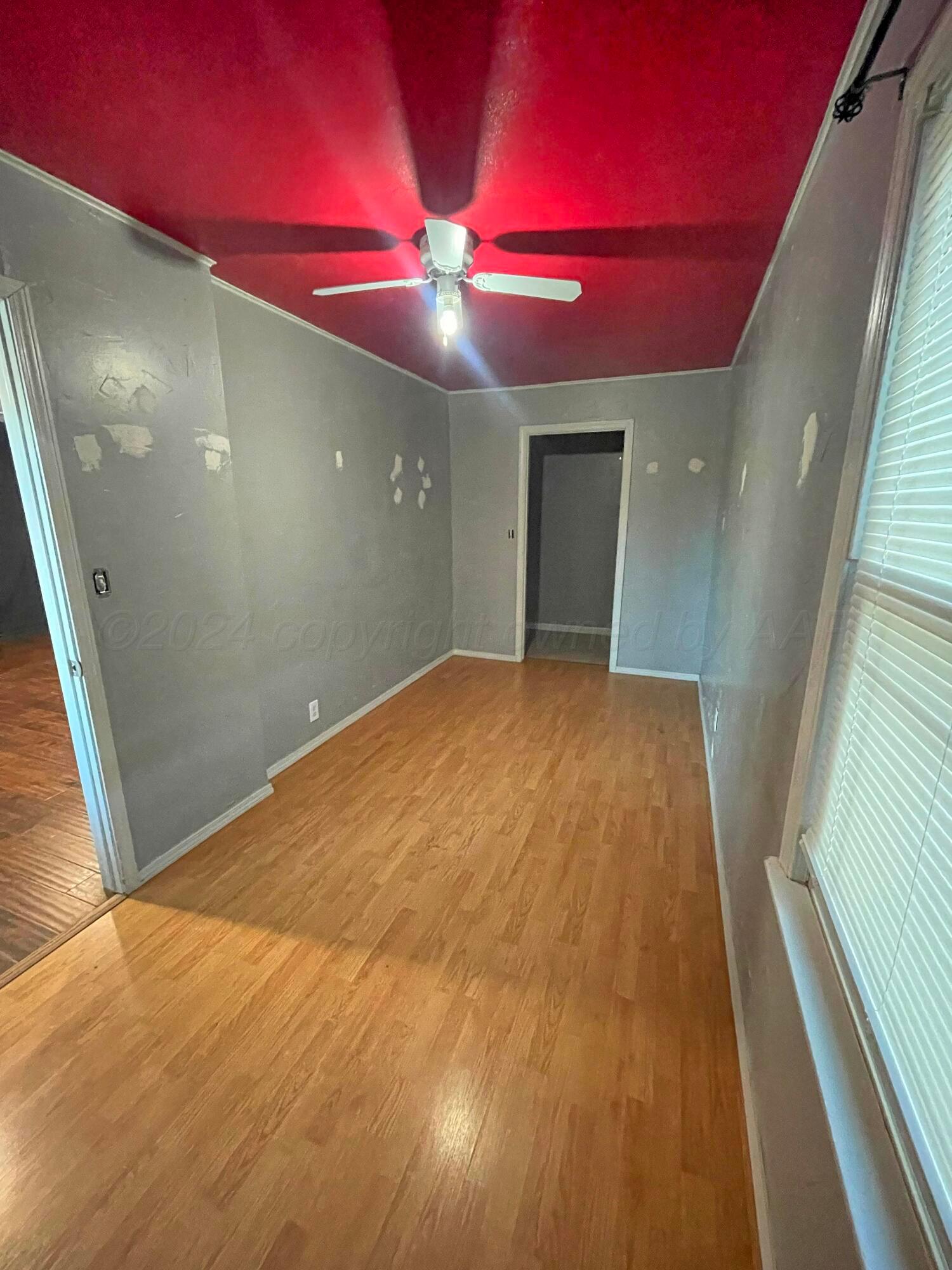 705 Southwest 9th Avenue Perryton, TX 79070 - Photo 6 of 11 3.4_easyHDR