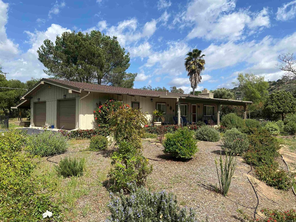 40007 Daily Road Fallbrook, CA 92028 - Photo 1 of 1 Gallery Image 1