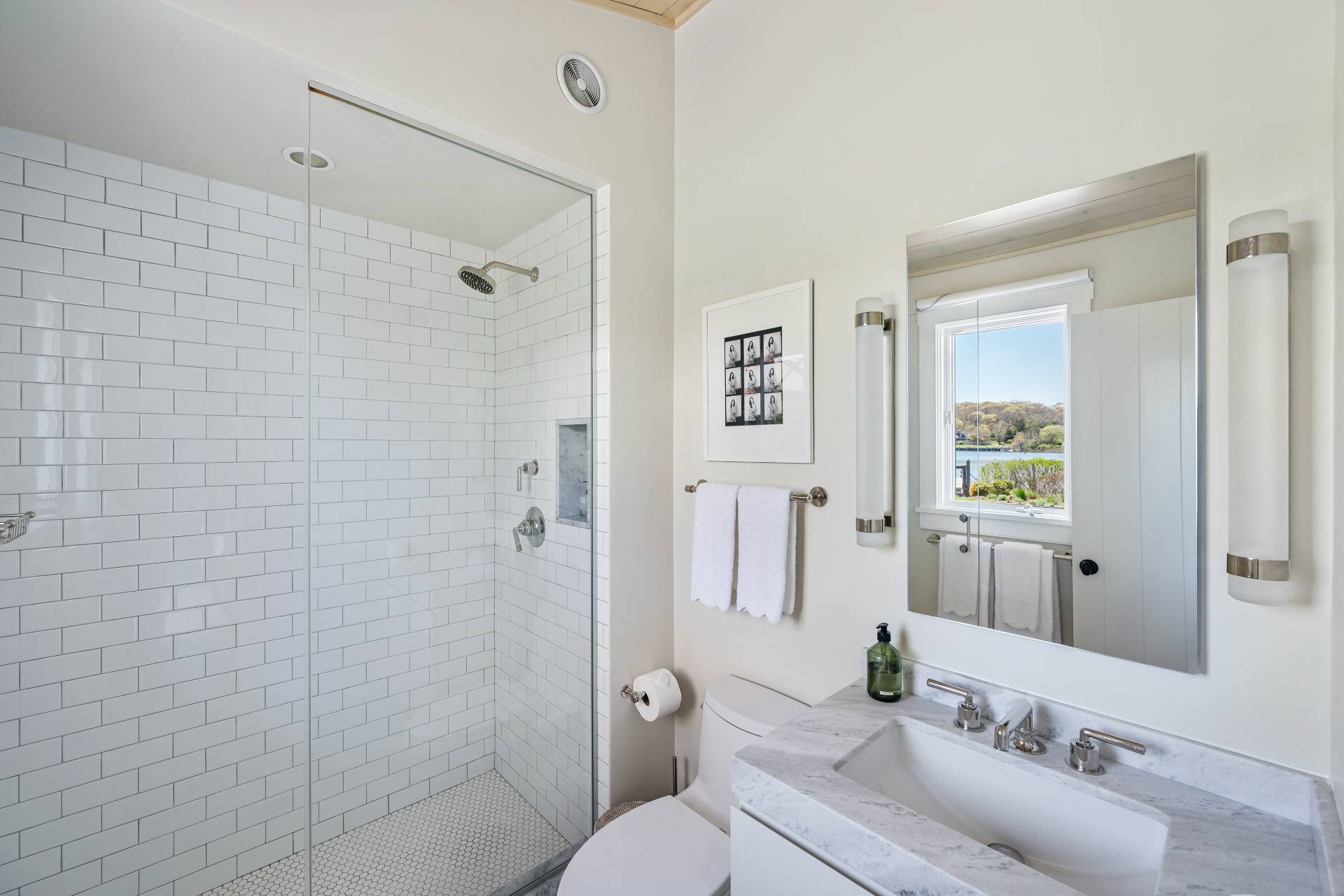 9 South Pond Road East Hampton, NY 11937 - Photo 17 of 29 Gallery Image 17