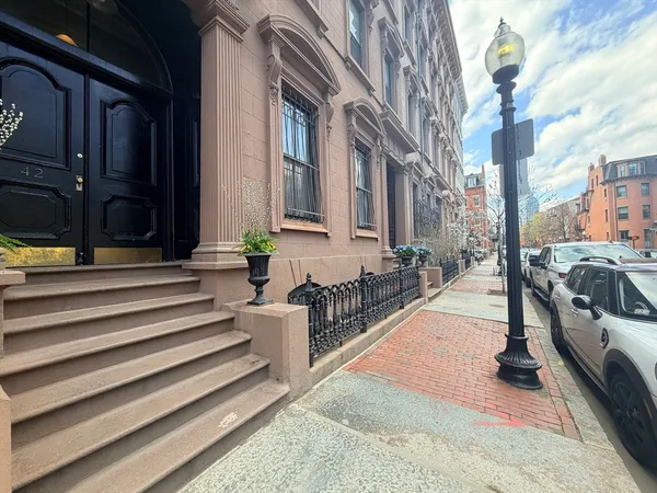 $3,600 | 42 West Newton Street, Unit 423, Boston, MA 02118