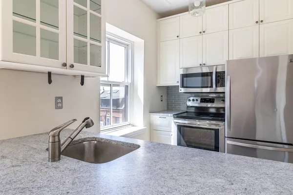 $3,600 | 42 West Newton Street, Unit 423, Boston, MA 02118