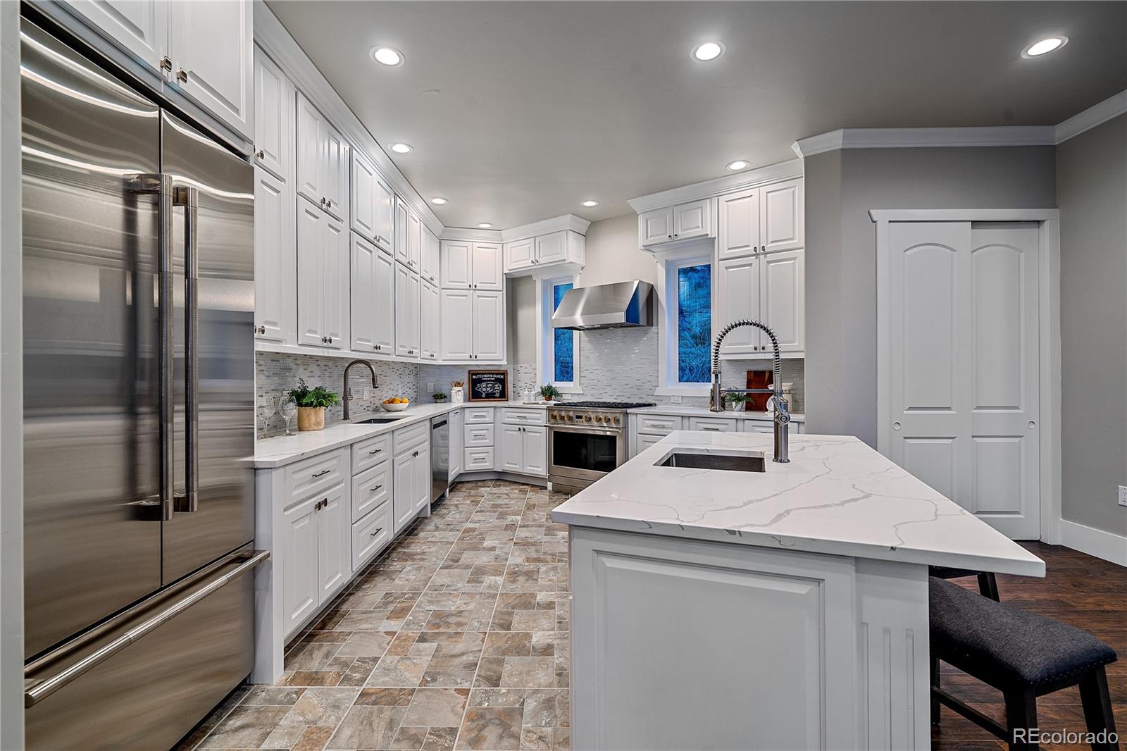 21049 Cedar Lake Road Golden, CO 80401 - Photo 12 of 50 Gallery Image 12