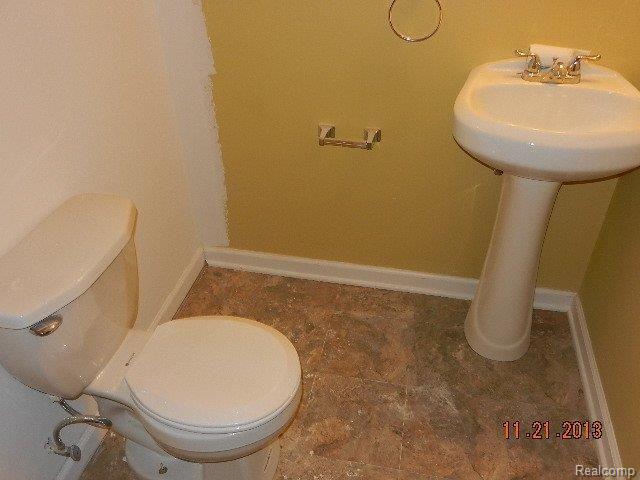 2164 Derby Road Birmingham, MI 48009 - Photo 19 of 21 DSCN5584.JPG