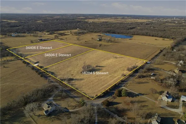 $259,900 | 34400 East Stewart Road, Lone Jack, MO 64070