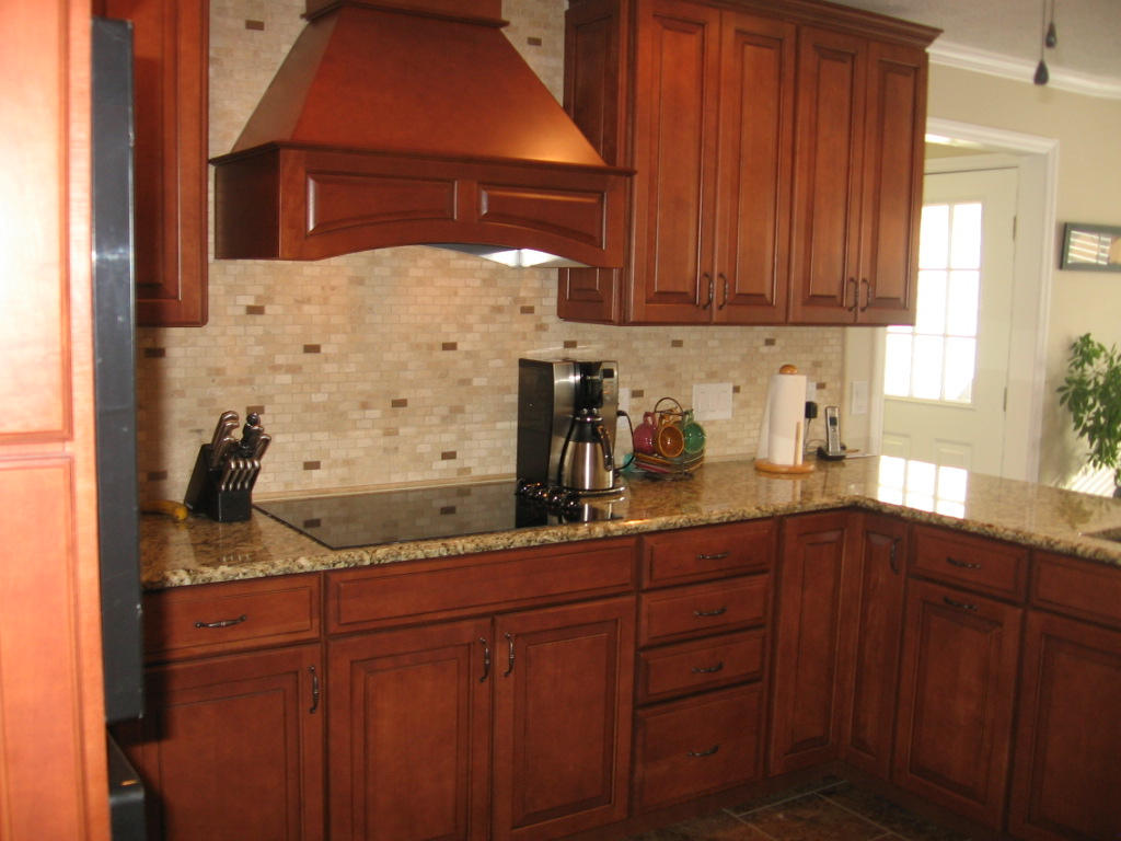 205 Lakeview Lane Oak Ridge, TN 37830 - Photo 2 of 37 Custom Kitchen