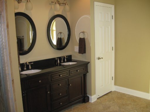 205 Lakeview Lane Oak Ridge, TN 37830 - Photo 25 of 37 Double Vanities & Linen Closet in MBath
