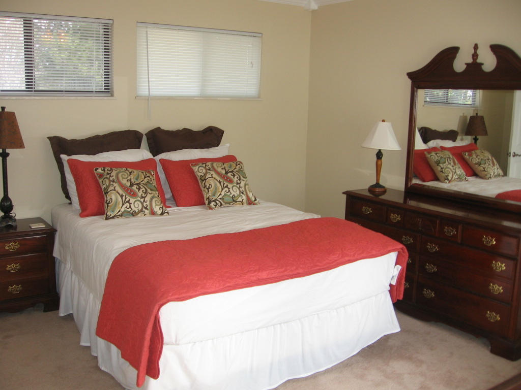 205 Lakeview Lane Oak Ridge, TN 37830 - Photo 28 of 37 Large 3rd Bedroom
