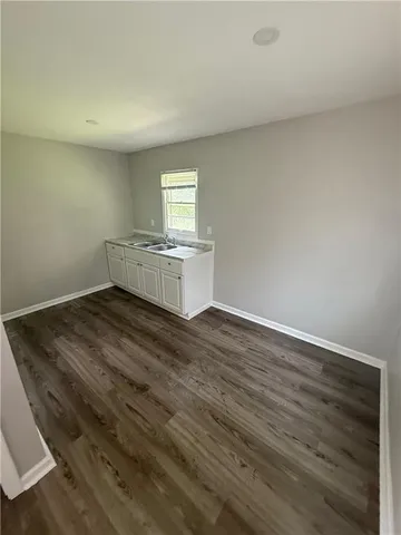 $194,900 | 3422 East 54 Street, Kansas City, MO 64130