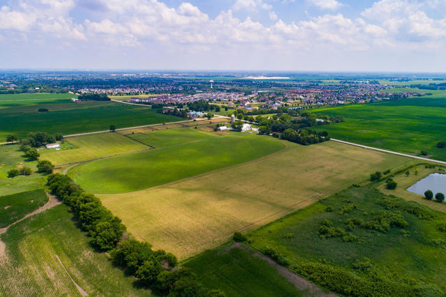 1111 Simons Road Oswego, IL 60543 - Photo 28 of 37