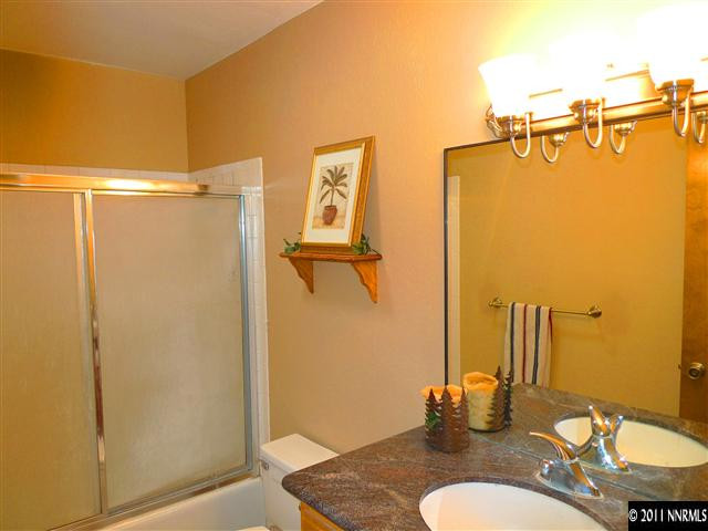 6005 Wintergreen Lane Reno, NV 89511 - Photo 9 of 13 Photo 9