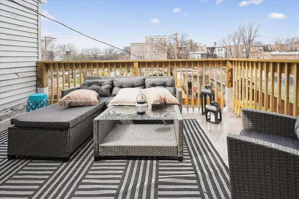 $575,000 | 6150 South Ingleside Avenue, Chicago, IL 60637