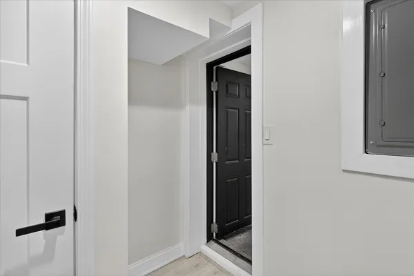 $575,000 | 6150 South Ingleside Avenue, Chicago, IL 60637