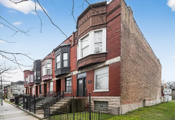 $575,000 | 6150 South Ingleside Avenue, Chicago, IL 60637