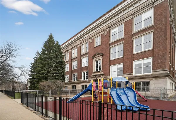 $575,000 | 6150 South Ingleside Avenue, Chicago, IL 60637