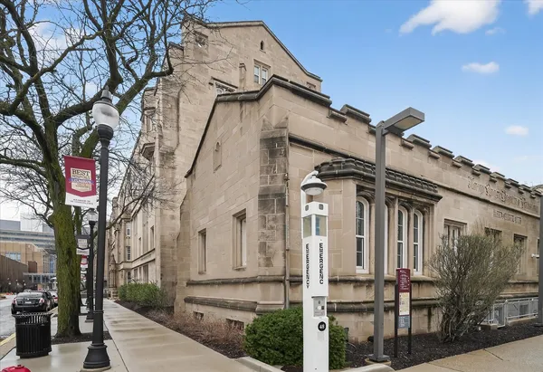 $575,000 | 6150 South Ingleside Avenue, Chicago, IL 60637