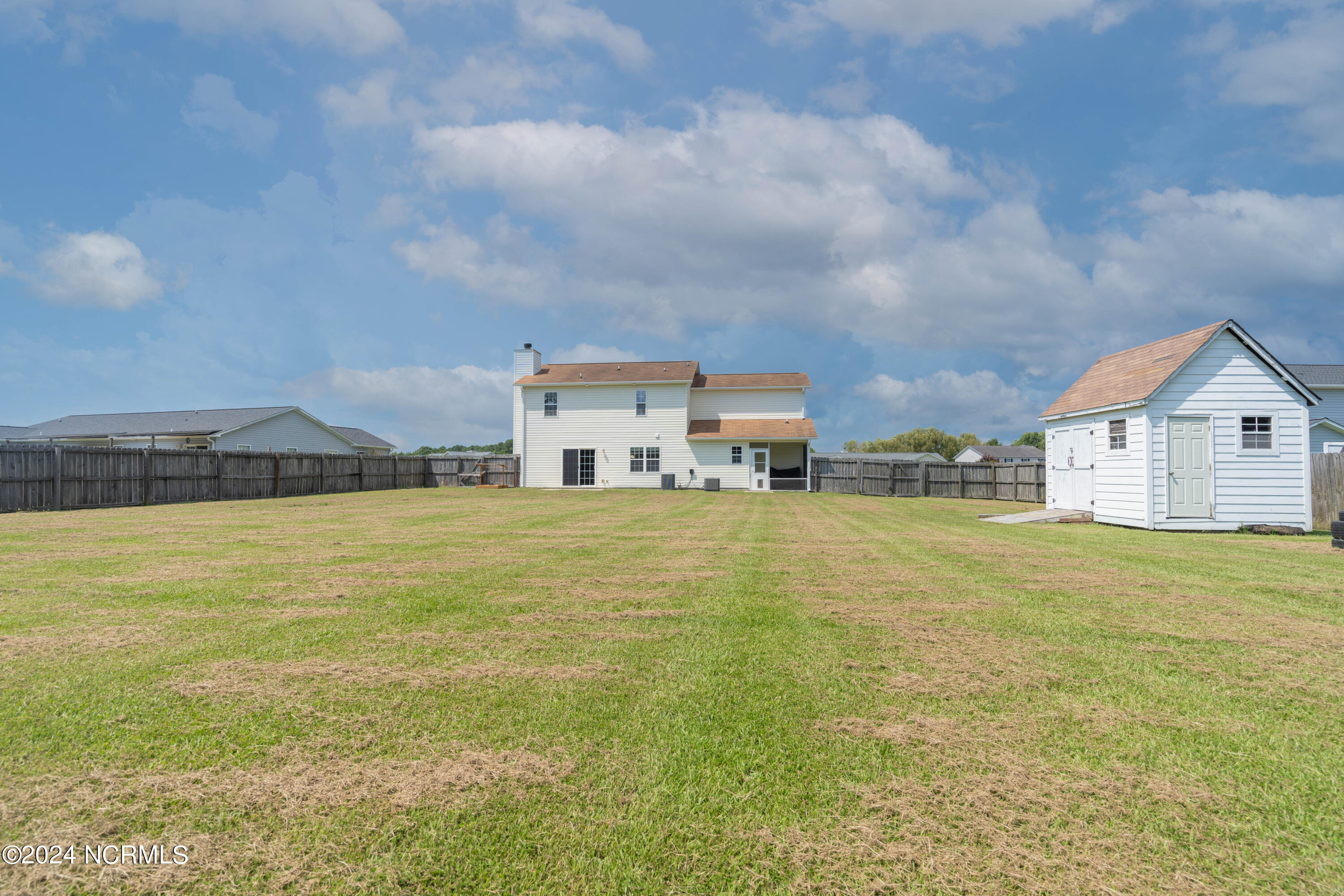 204 Bobwhite Road Hubert, NC 28539 - Photo 33 of 44 204 bobwhite (32 of 45)