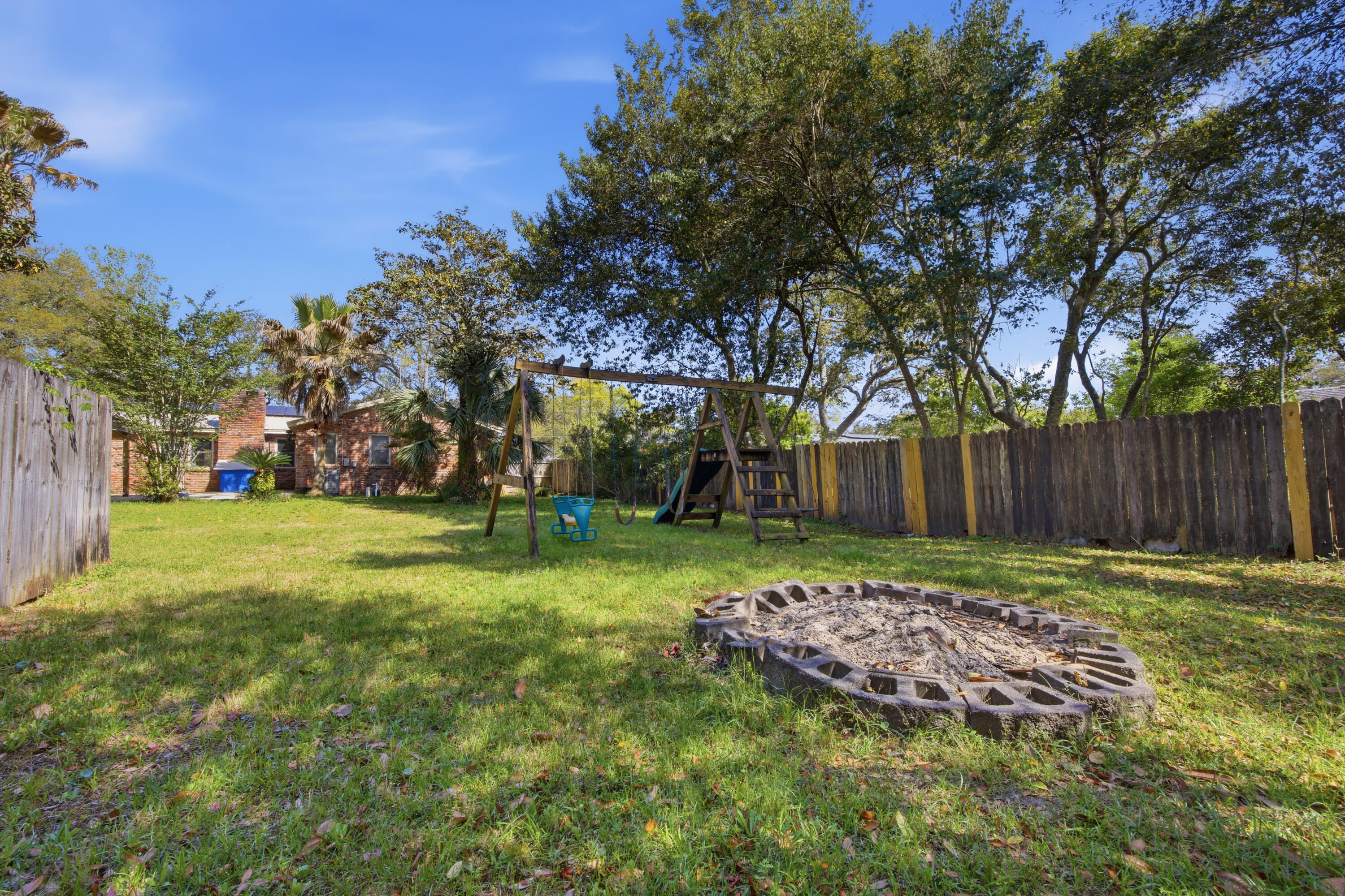 157 Country Club Road Shalimar, FL 32579 - Photo 52 of 72 E79A1418