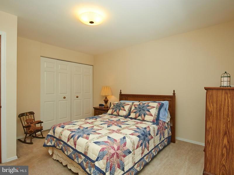 7205 Ridgeway Drive Manassas, VA 20112 - Photo 20 of 29 Bedroom