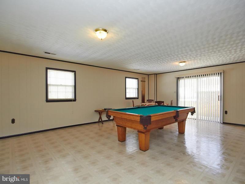 7205 Ridgeway Drive Manassas, VA 20112 - Photo 24 of 29 Basement