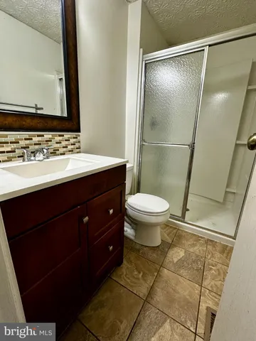 $2,950 | 5003 Lakeland Road, College Park, MD 20740