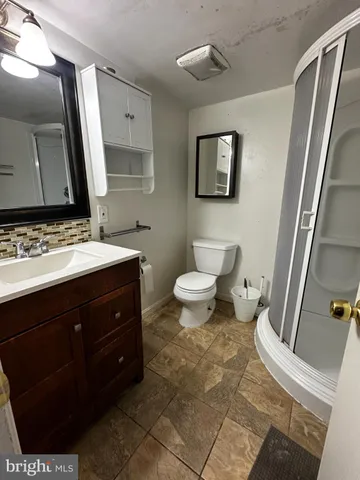 $2,950 | 5003 Lakeland Road, College Park, MD 20740