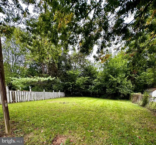 $2,950 | 5003 Lakeland Road, College Park, MD 20740