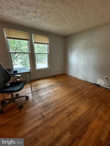 $2,950 | 5003 Lakeland Road, College Park, MD 20740