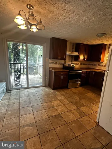 $2,950 | 5003 Lakeland Road, College Park, MD 20740