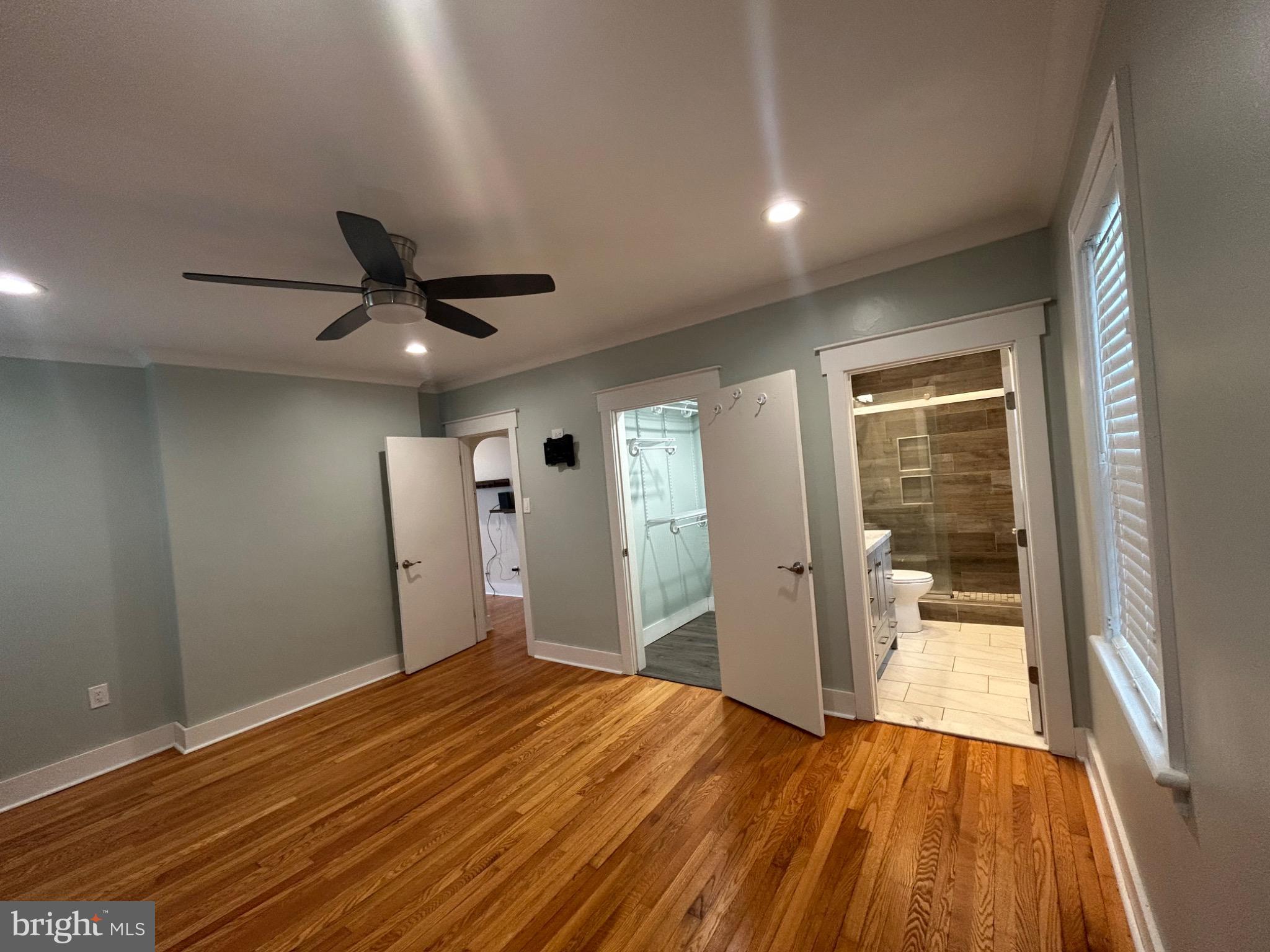 4606 Lower Beckleysville Road Hampstead, MD 21074 - Photo 8 of 10 Spacious room with modern finishes.