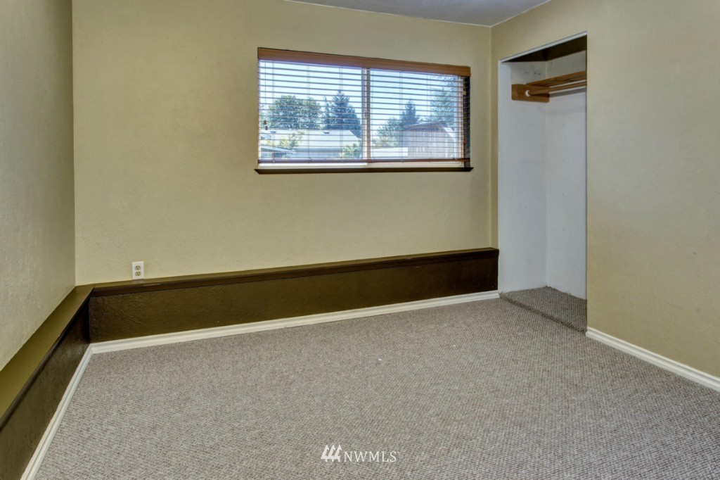 508 212th Street Southwest Bothell, WA 98021 - Photo 15 of 25