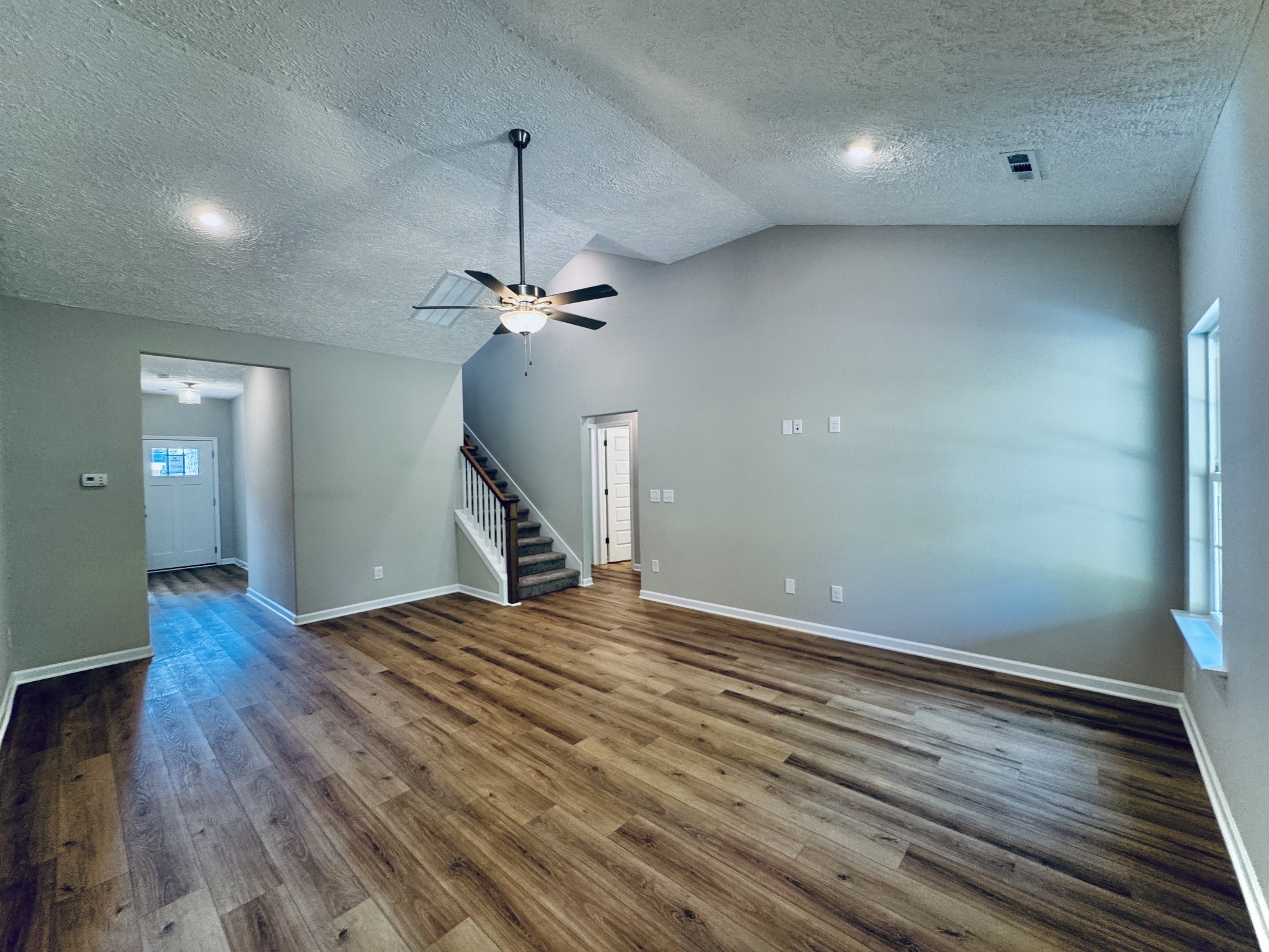 69 Laurel View Street Manchester, TN 37355 - Photo 4 of 17