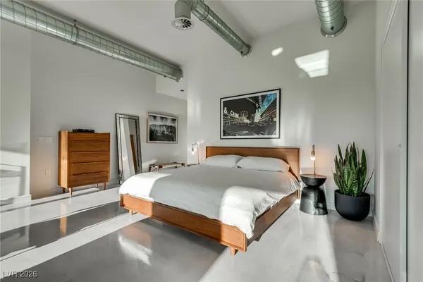 $2,900 | 200 Hoover Avenue, Unit 1502, Las Vegas, NV 89101