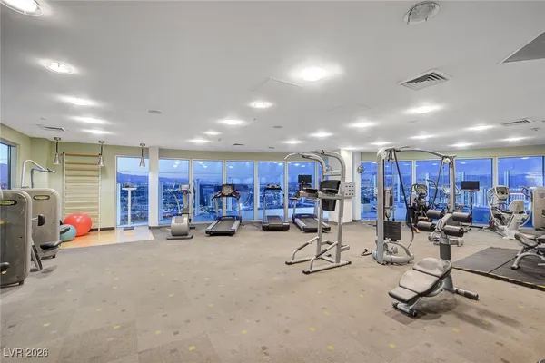 $2,900 | 200 Hoover Avenue, Unit 1502, Las Vegas, NV 89101