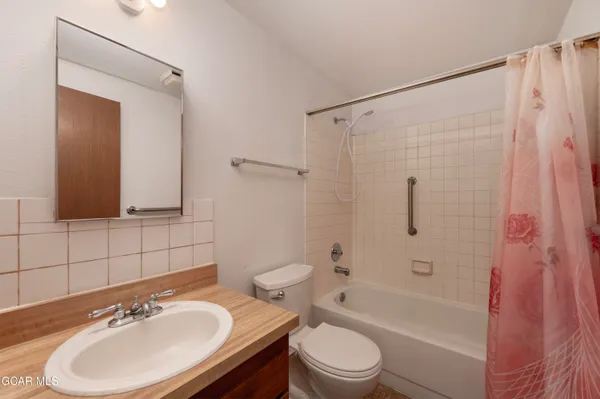 $648,000 | 260 Christiansen Avenue, Granby, CO 80446