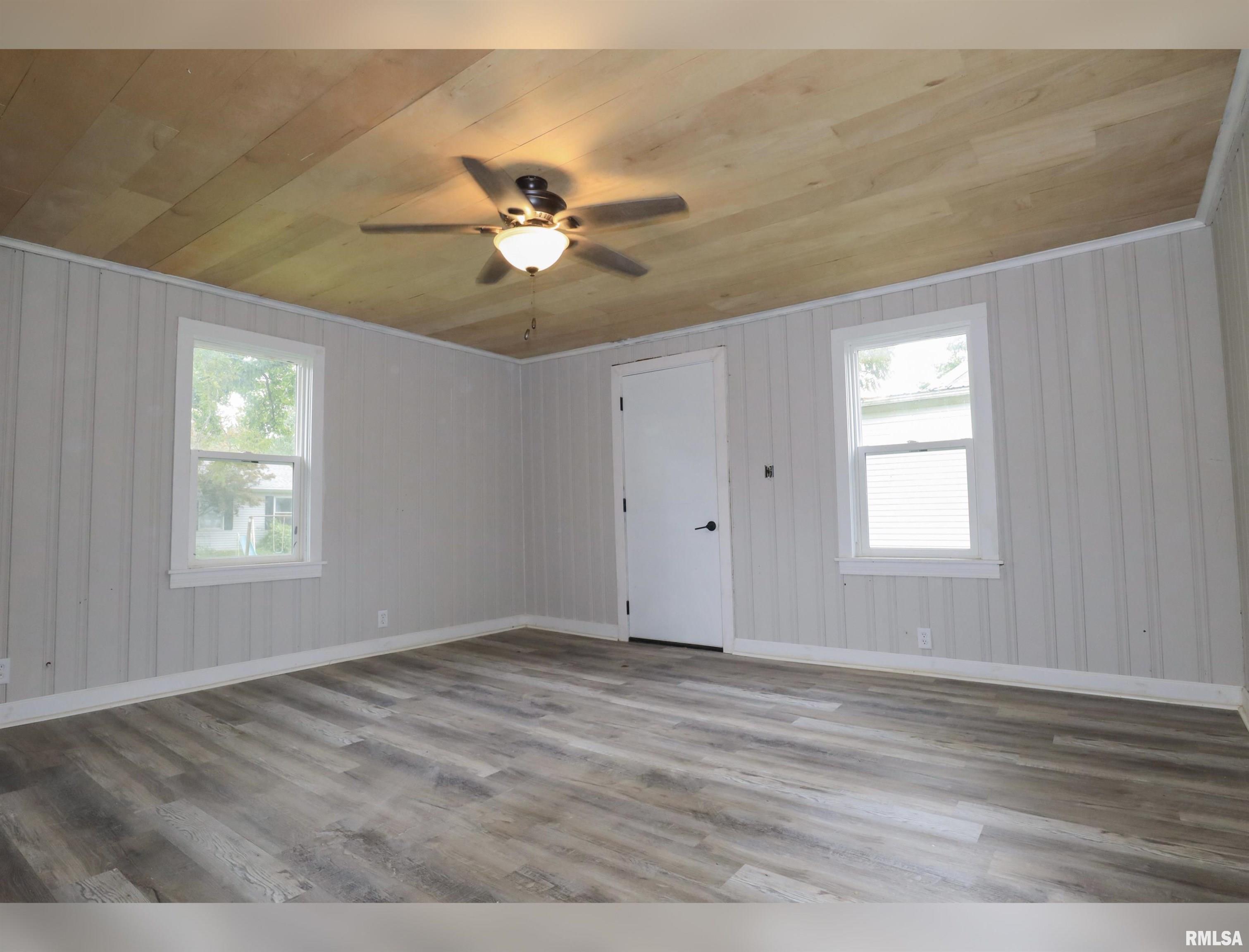 129 East Sangamon Avenue Springfield, IL 62702 - Photo 10 of 17 Gallery Image 10