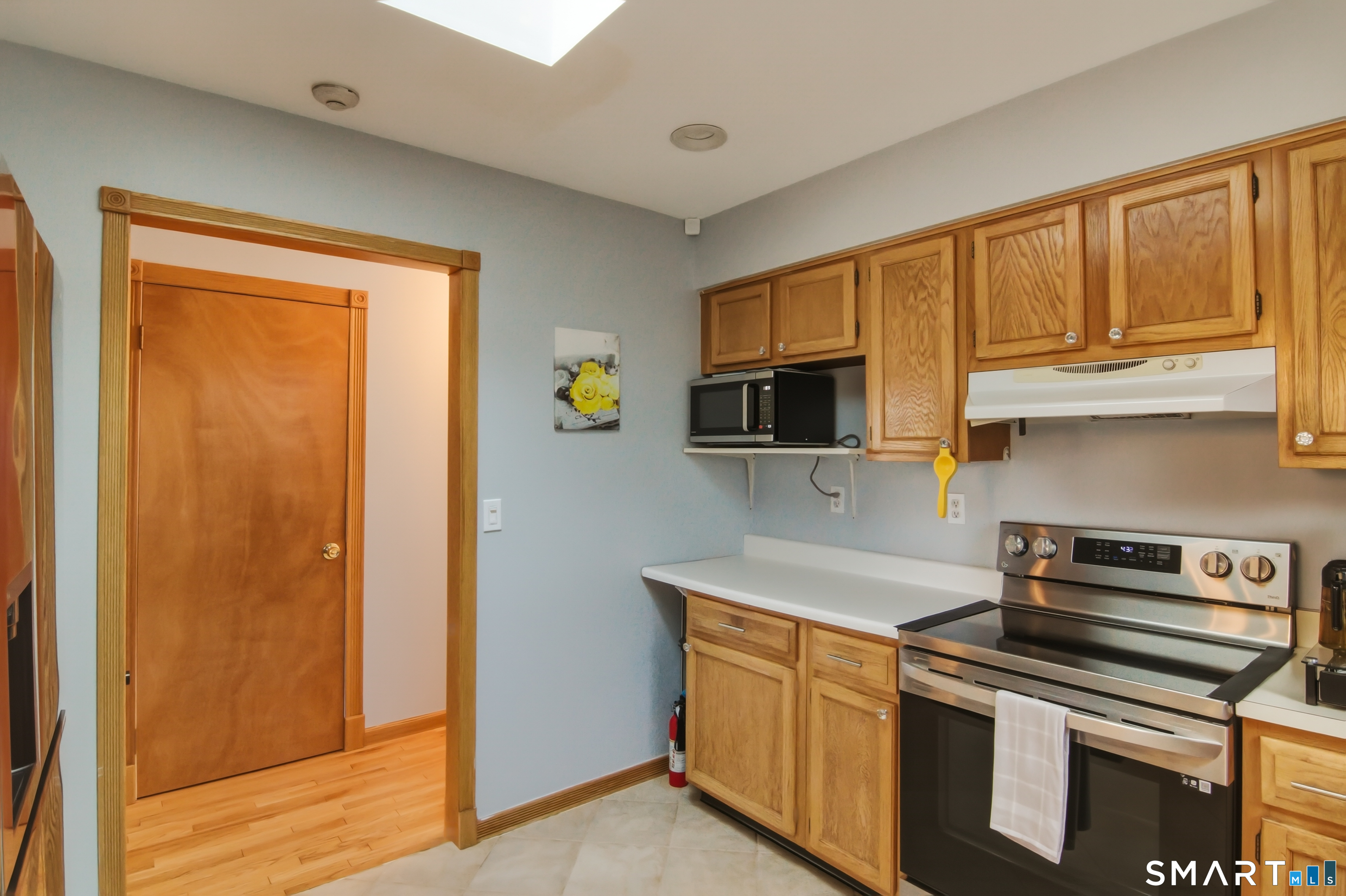 81 Dodd Avenue Bridgeport, CT 06606 - Photo 16 of 40