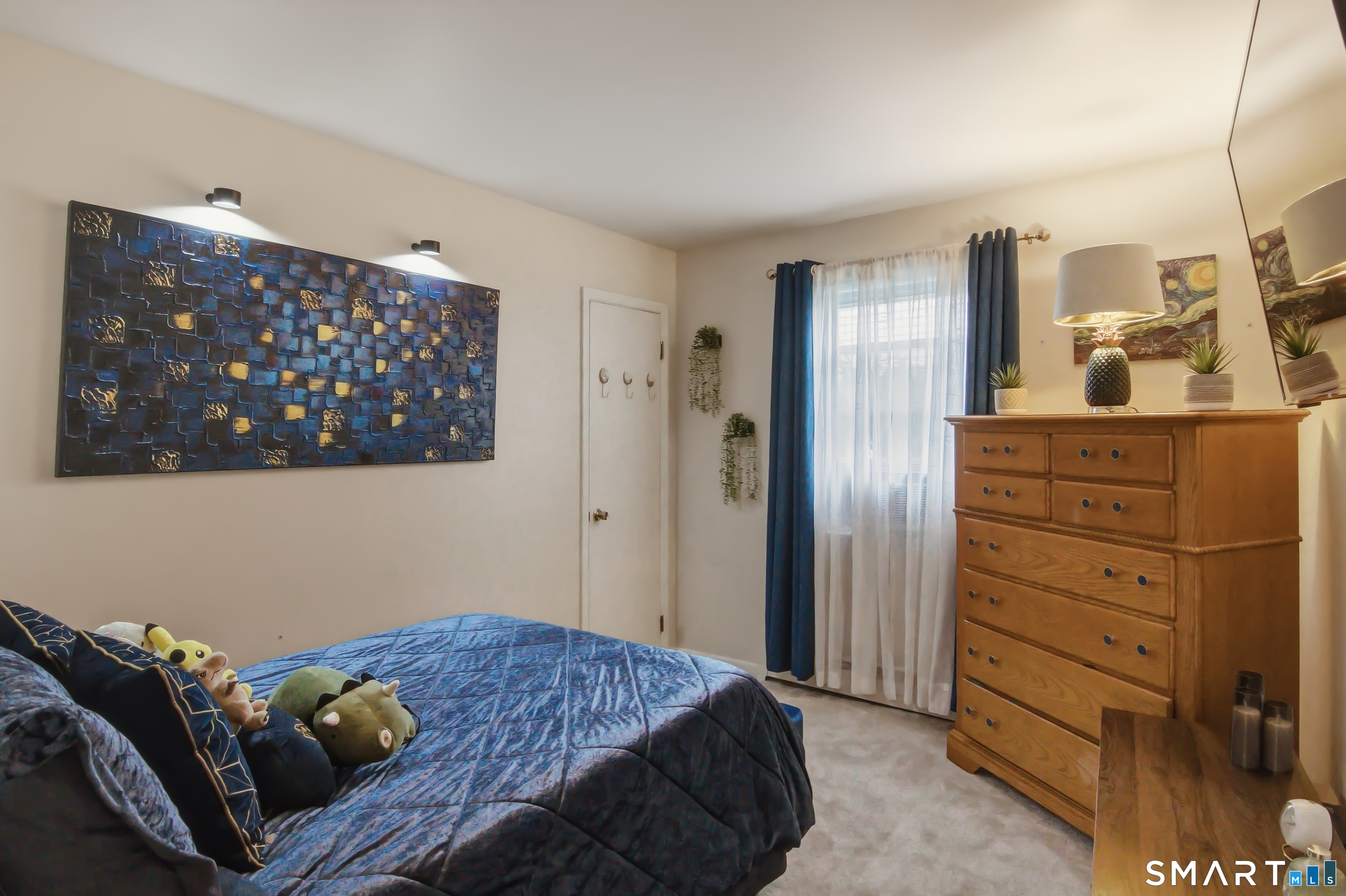 81 Dodd Avenue Bridgeport, CT 06606 - Photo 19 of 40