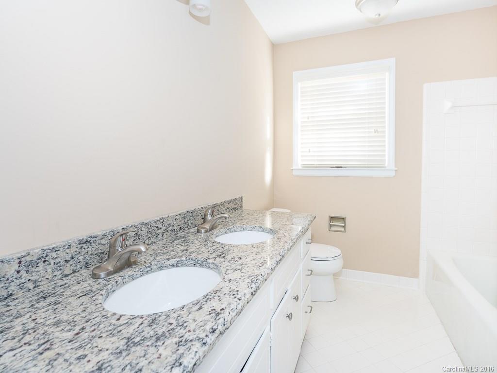 1011 Reverdy Lane Matthews, NC 28105 - Photo 15 of 19
