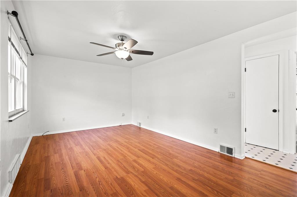 9482 Meadow Road Allison Park, PA 15101 - Photo 4 of 24 Gallery Image 4