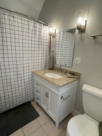 $1,695 | 433 Wisconsin Avenue, Unit 3, Oak Park, IL 60302