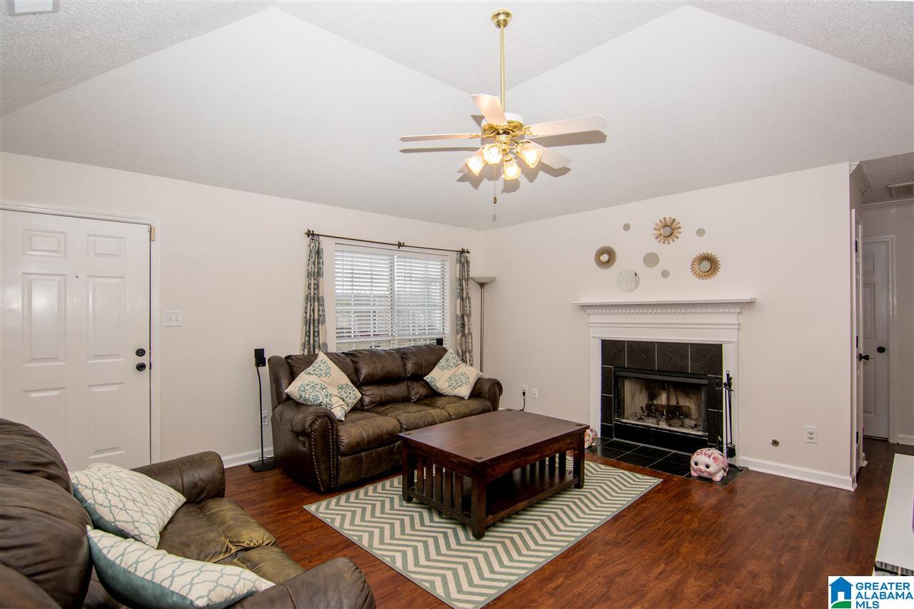 141 West Stonehaven Circle Pelham, AL 35124 - Photo 5 of 19