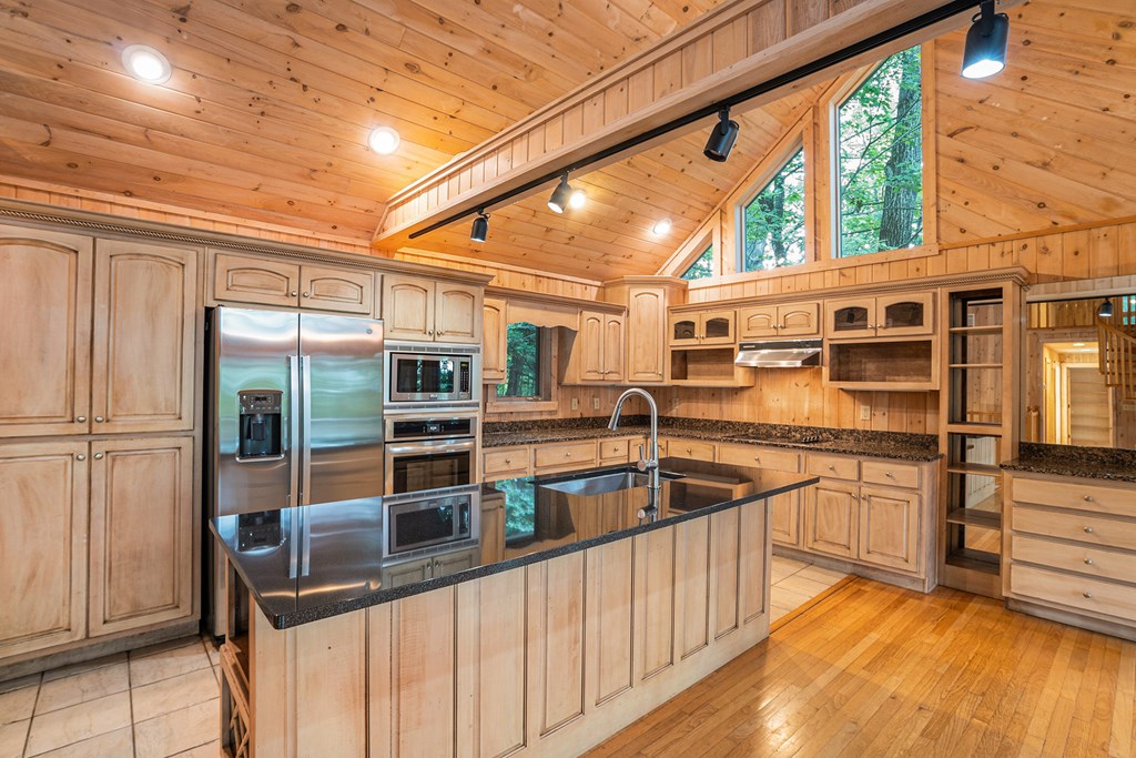 120 Dogwood Road Ellijay, GA 30536 - Photo 8 of 45 Gallery Image 8