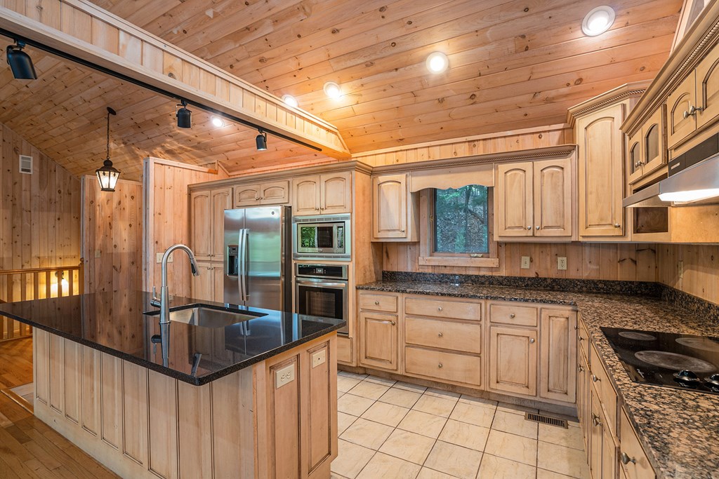 120 Dogwood Road Ellijay, GA 30536 - Photo 9 of 45 Gallery Image 9