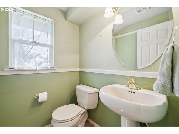 $490,000 | 6715 Northeast Rosebay Drive, Hillsboro, OR 97124