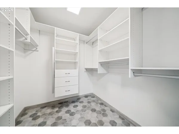 $490,000 | 6715 Northeast Rosebay Drive, Hillsboro, OR 97124
