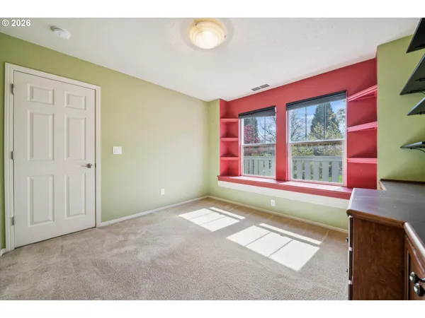 $490,000 | 6715 Northeast Rosebay Drive, Hillsboro, OR 97124
