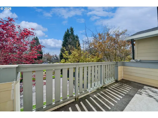 $490,000 | 6715 Northeast Rosebay Drive, Hillsboro, OR 97124
