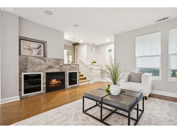 $490,000 | 6715 Northeast Rosebay Drive, Hillsboro, OR 97124