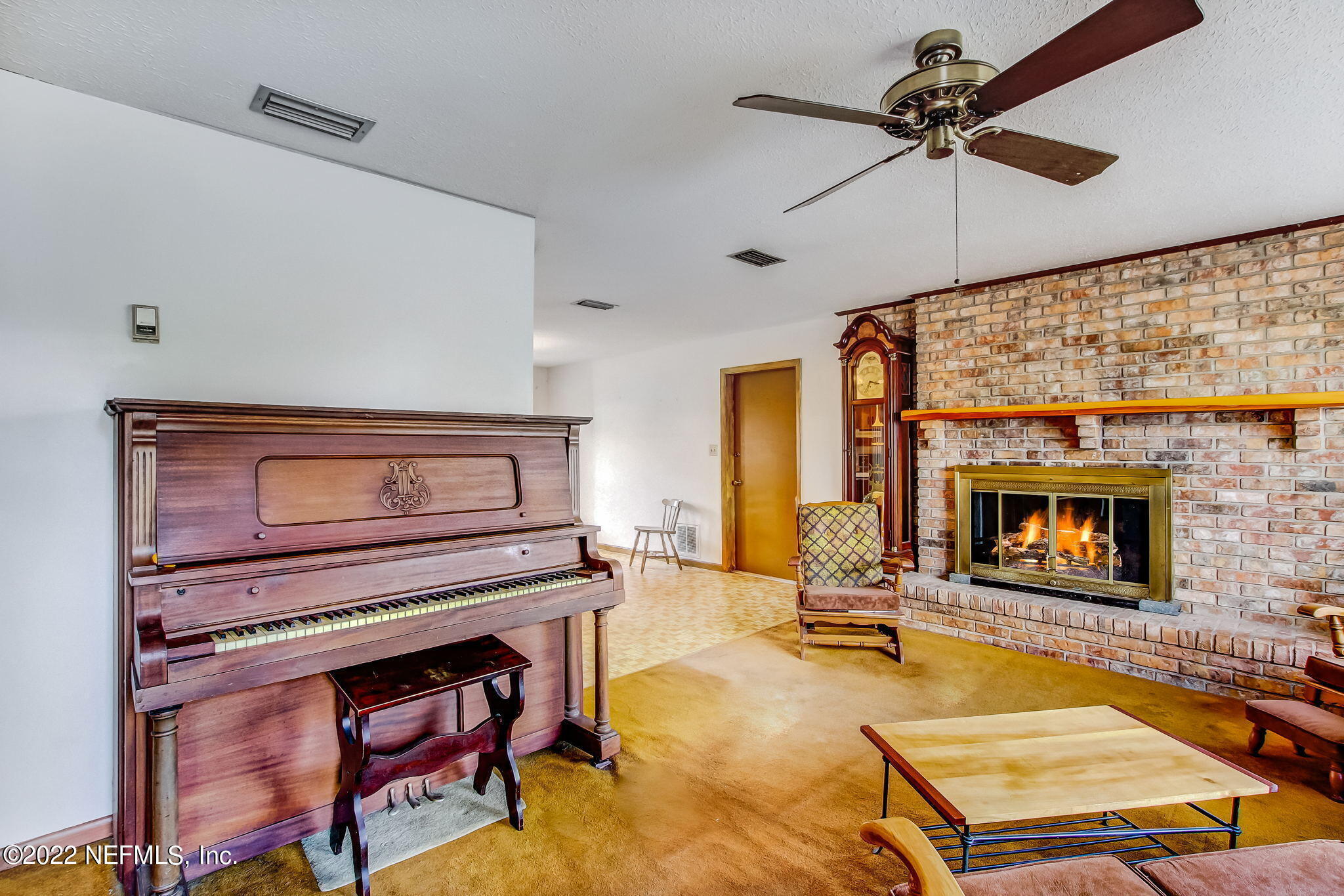 5665 Maverick Road Middleburg, FL 32068 - Photo 6 of 46 Living Room